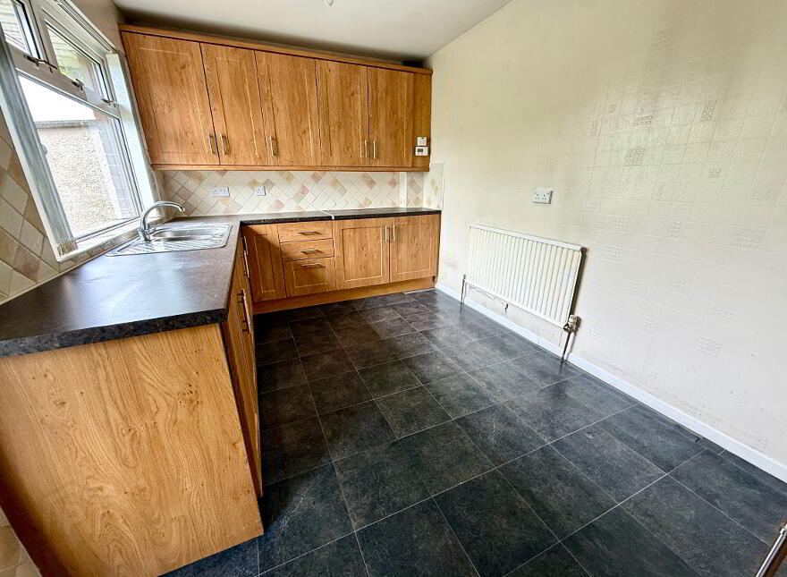 52 Blackburn Crescent, Londonderry, BT47 5QG