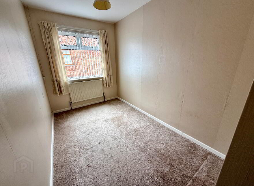 52 Blackburn Crescent, Londonderry, BT47 5QG