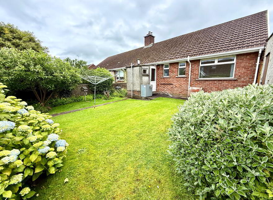 52 Blackburn Crescent, Londonderry, BT47 5QG