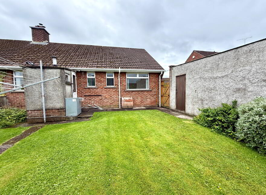 52 Blackburn Crescent, Londonderry, BT47 5QG