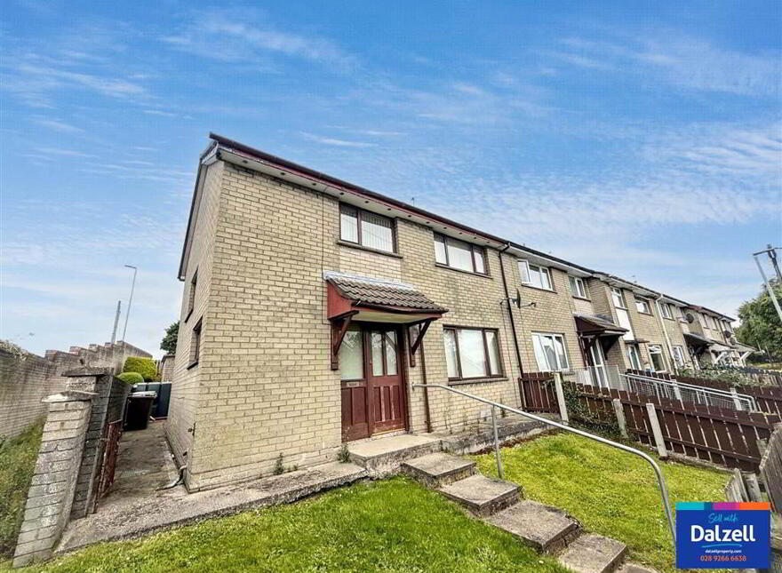 12 Nicholson Gardens, Lisburn, BT28 1YW