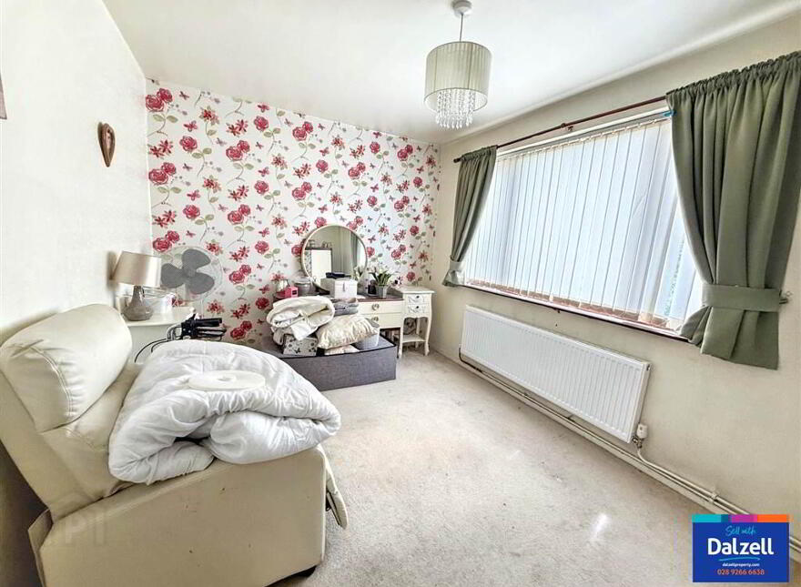 12 Nicholson Gardens, Lisburn, BT28 1YW