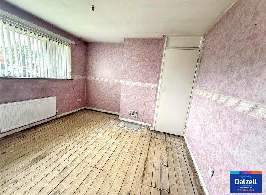 12 Nicholson Gardens, Lisburn, BT28 1YW