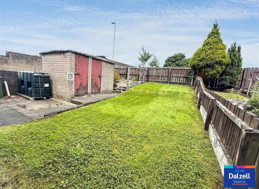 12 Nicholson Gardens, Lisburn, BT28 1YW