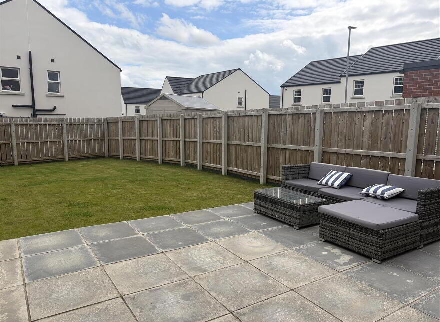 35 Rushfield Place, Ballyclare, BT39 0FR