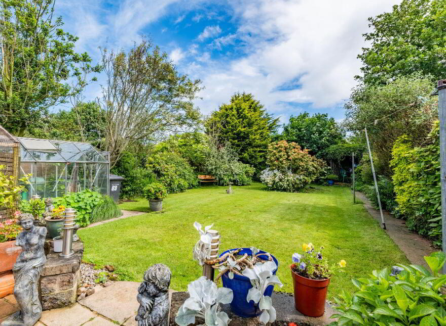 69 Hopefield Avenue, Portrush, BT56 8HE