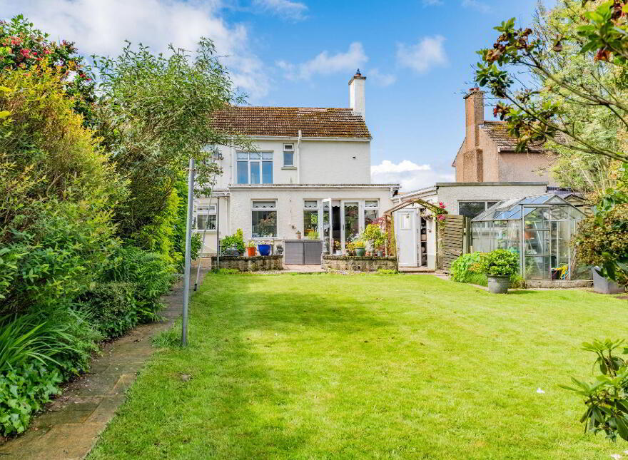 69 Hopefield Avenue, Portrush, BT56 8HE