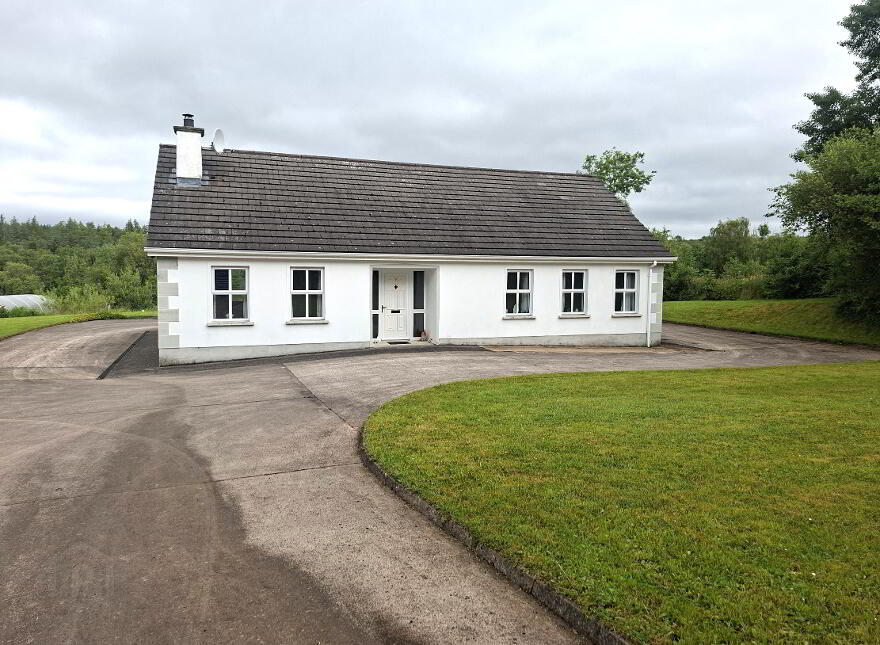 163 Loughside Road, Drumnasreane, Garrison, BT93 4FB