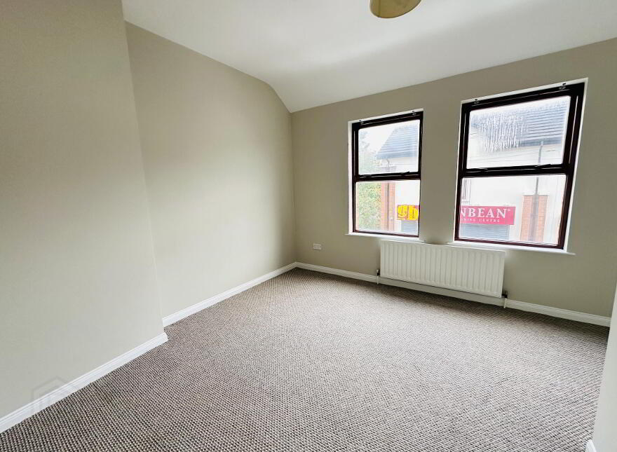 8 Erinvale Terrace, Banbridge, BT32 3LE