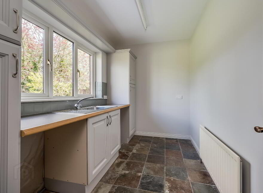 53 Hillsborough Road, Dromore, BT25 1QN
