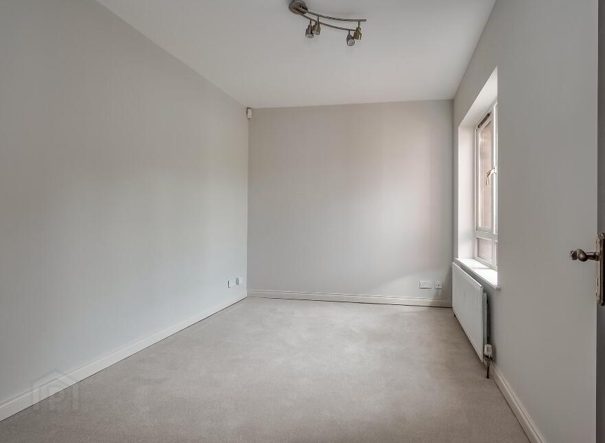 53 Hillsborough Road, Dromore, BT25 1QN