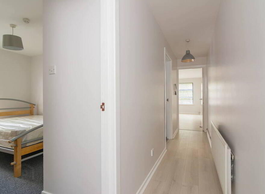 Apt 1, 43 Sandhurst Drive, Belfast, BT9 5AY