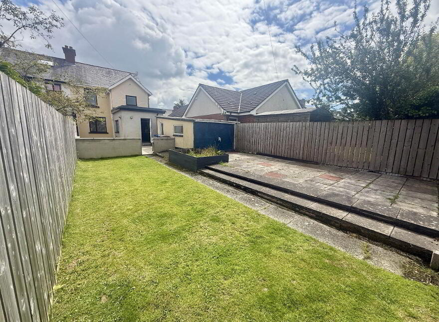 337 Cregagh Road, Belfast, BT6 0LE