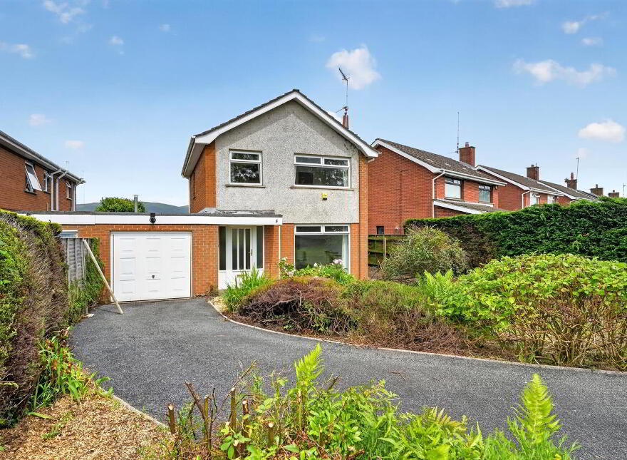 75 Trossachs Drive, Belfast, BT10 0HU