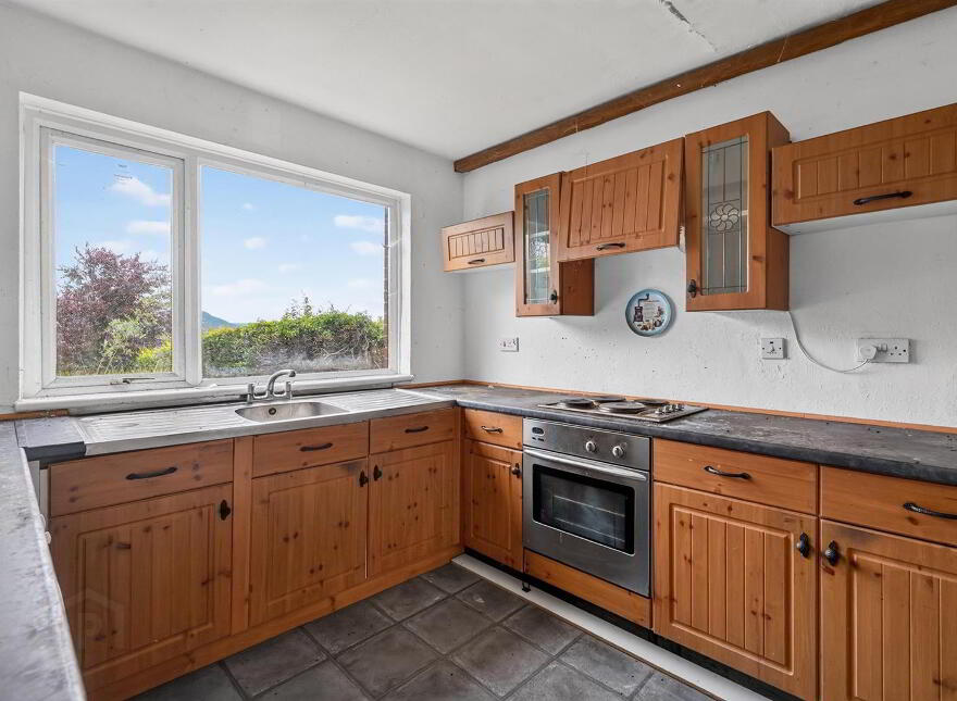 75 Trossachs Drive, Belfast, BT10 0HU