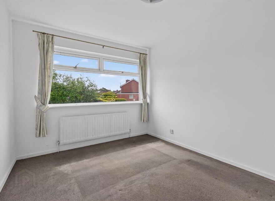 75 Trossachs Drive, Belfast, BT10 0HU