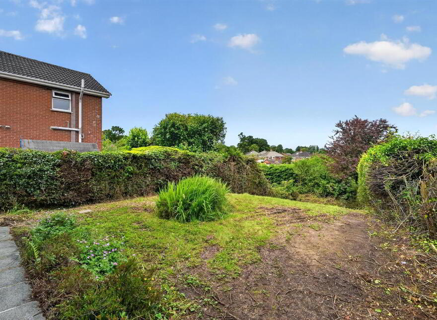 75 Trossachs Drive, Belfast, BT10 0HU