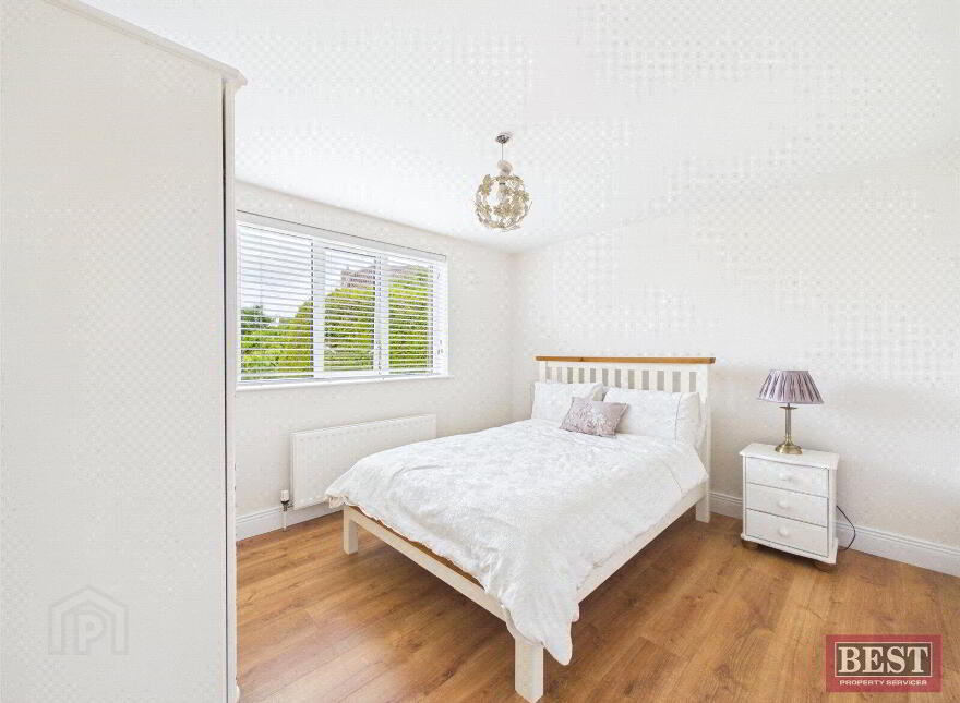10 Oak Vale Avenue, Newry, BT34 2BQ