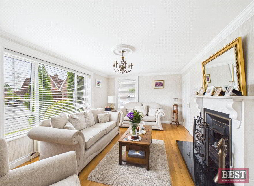 10 Oak Vale Avenue, Newry, BT34 2BQ