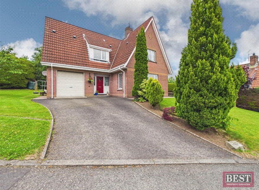 10 Oak Vale Avenue, Newry, BT34 2BQ