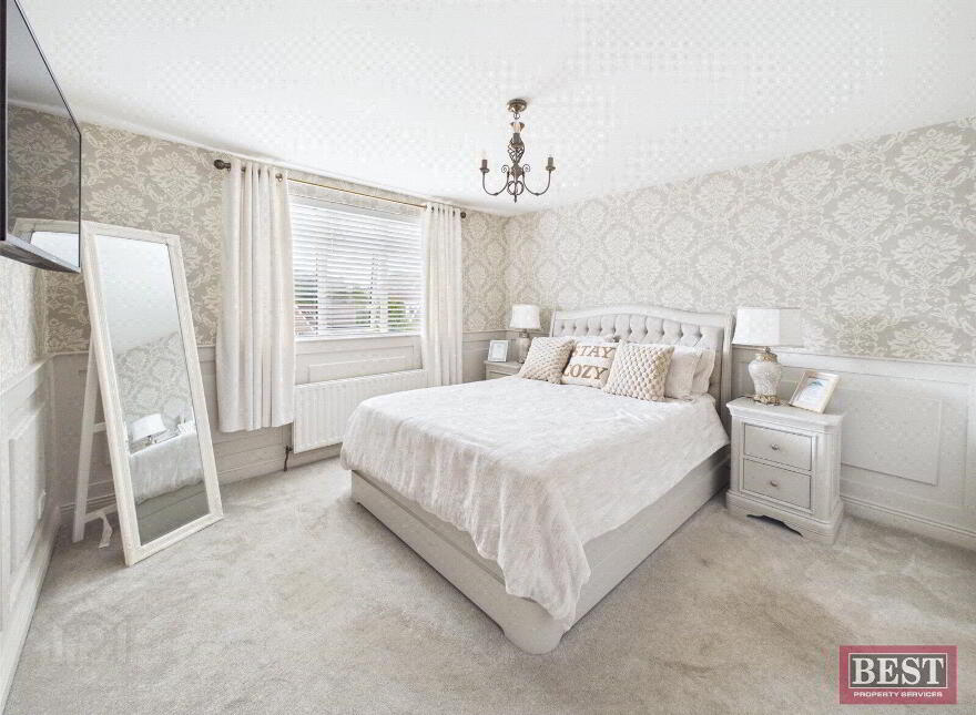 10 Oak Vale Avenue, Newry, BT34 2BQ