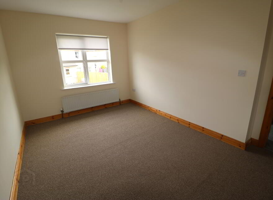 103 Rossdale, Ballymena, BT42 2SJ