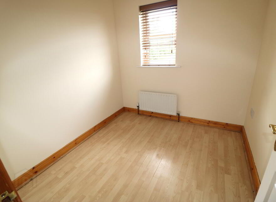 103 Rossdale, Ballymena, BT42 2SJ