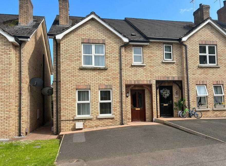 103 Rossdale, Ballymena, BT42 2SJ