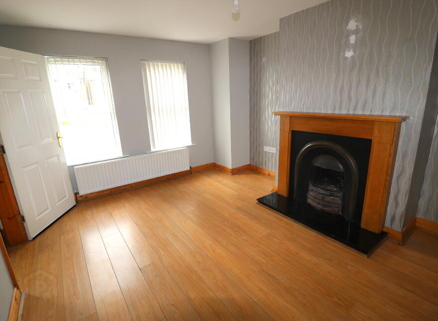103 Rossdale, Ballymena, BT42 2SJ