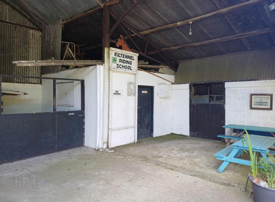 Kiltennel House, With Lodge And Stables, Kiltennel, Ballymoney, Y25YR61