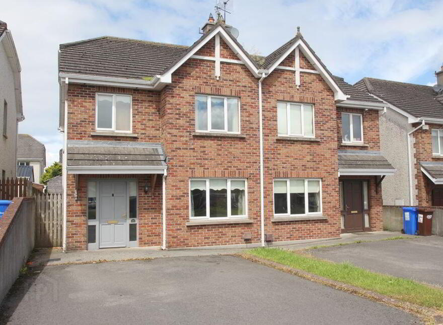 13 Chancery Park Way, Tullamore, R35P8N0