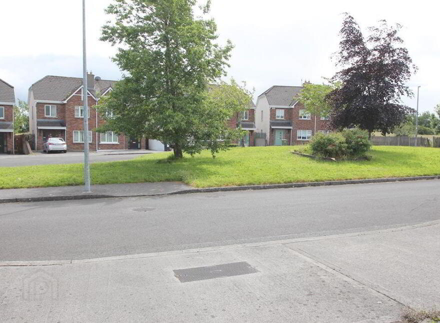 13 Chancery Park Way, Tullamore, R35P8N0