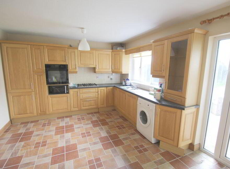13 Chancery Park Way, Tullamore, R35P8N0
