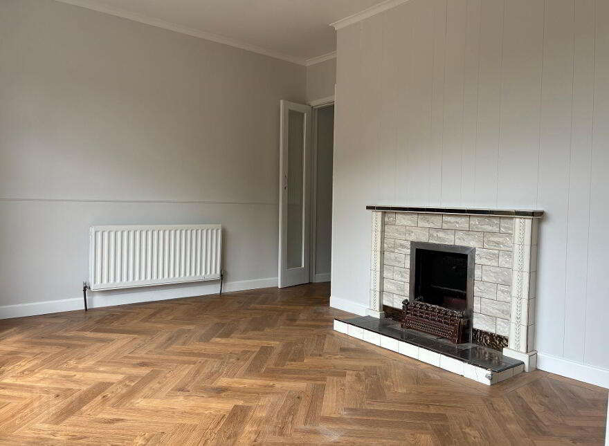 194 Moorfields Road, Ballymena, BT42 3EF
