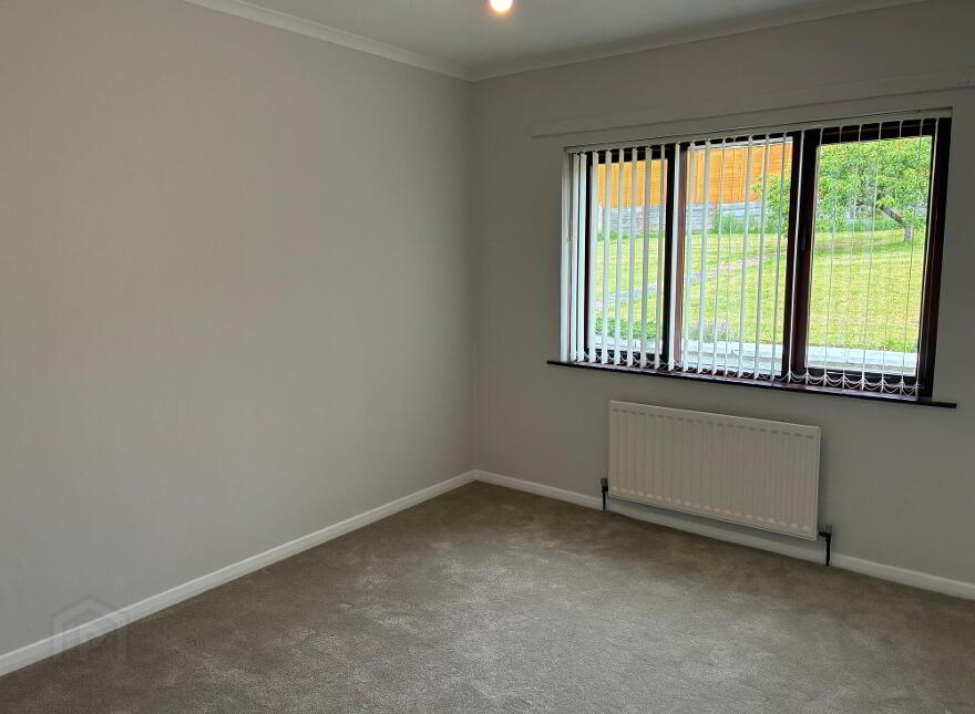 194 Moorfields Road, Ballymena, BT42 3EF