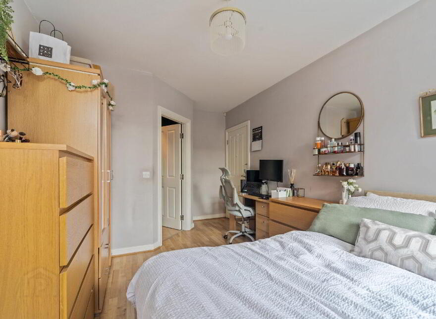 Apartment 26 4 Bell Towers South, Belfast, BT6 0GR