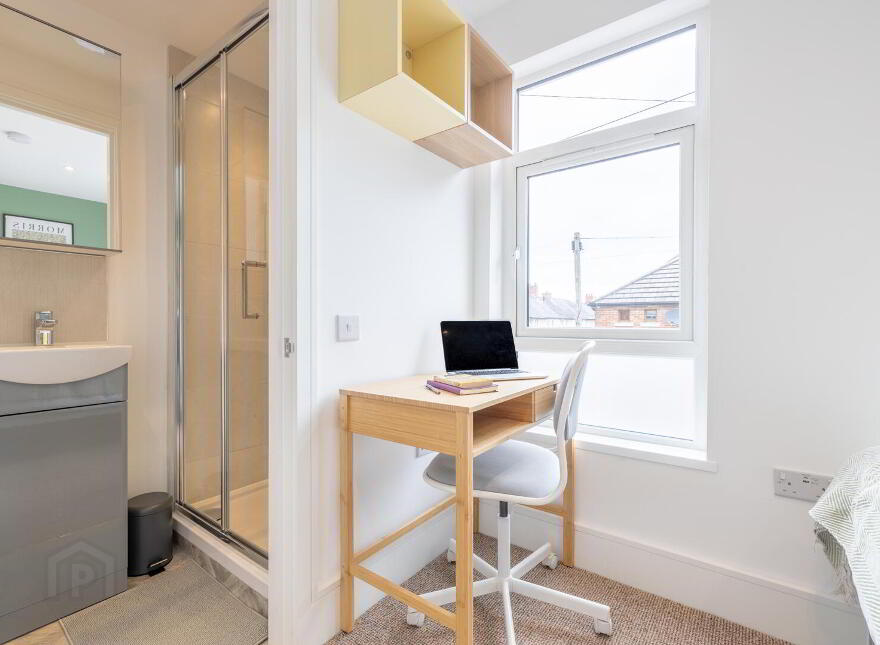 Room 3, 4 Woodcot Avenue, Belfast, BT5 5JA