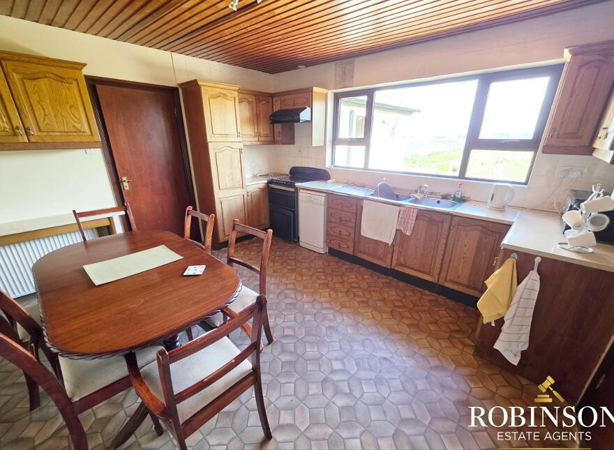 Golf View, Kinnalargy, Downings, F92RC56