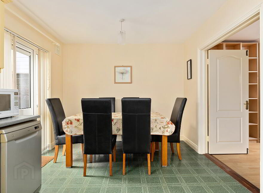 1 Castle Riada Drive, Lucan, K78XW84