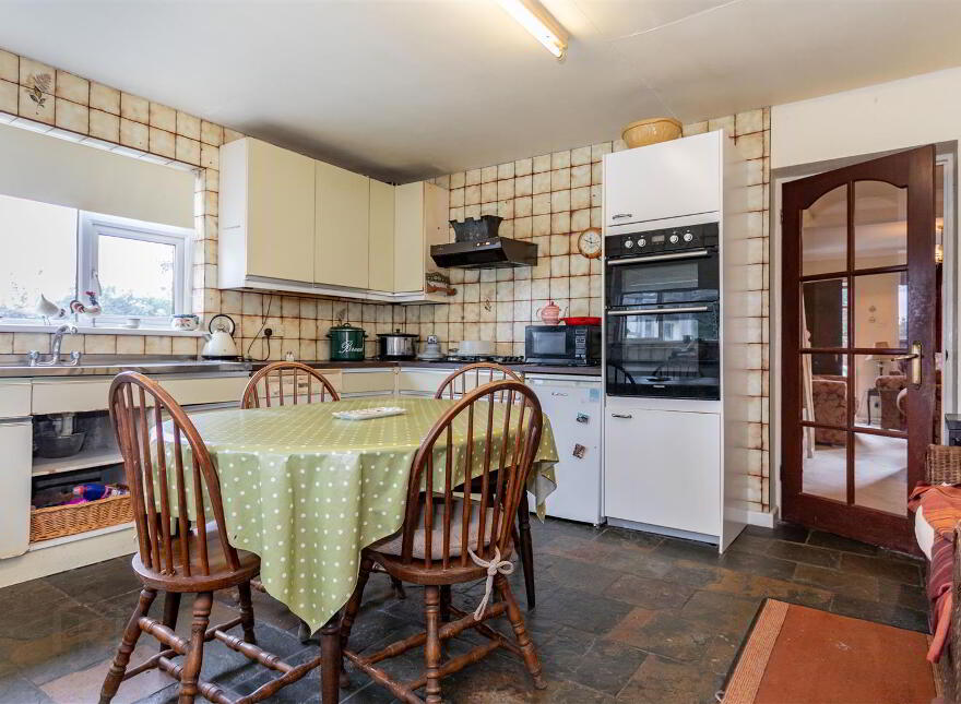 89 Hillsborough Road, Moneyreagh, BT23 6AZ