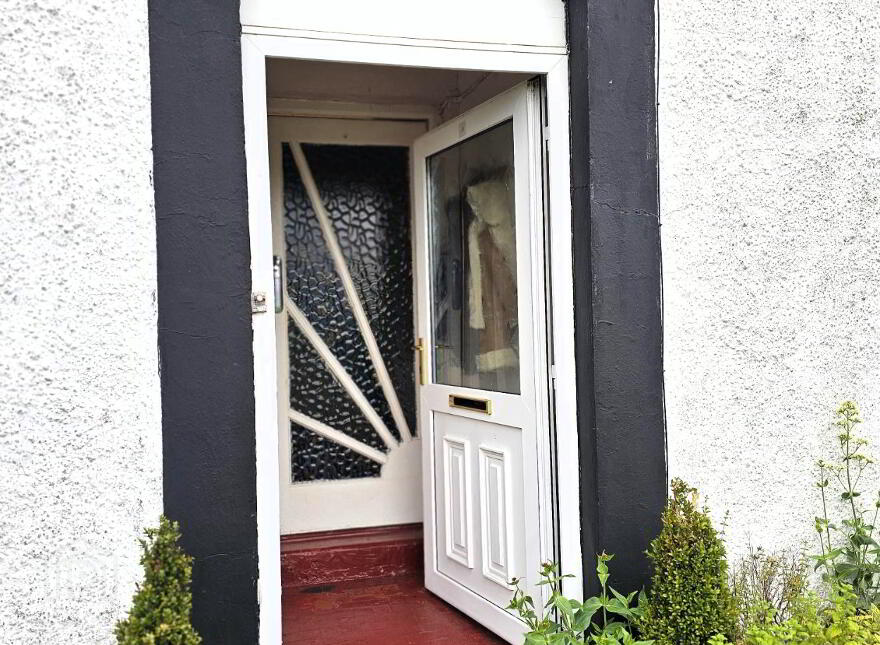 10 Bank Brae, Lisnaskea, BT92 0FL