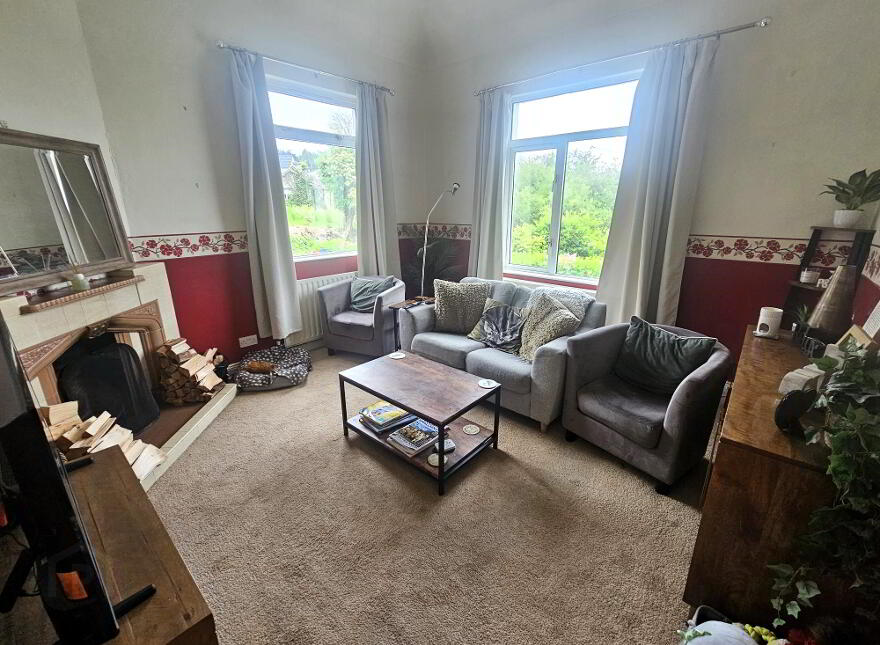 10 Bank Brae, Lisnaskea, BT92 0FL