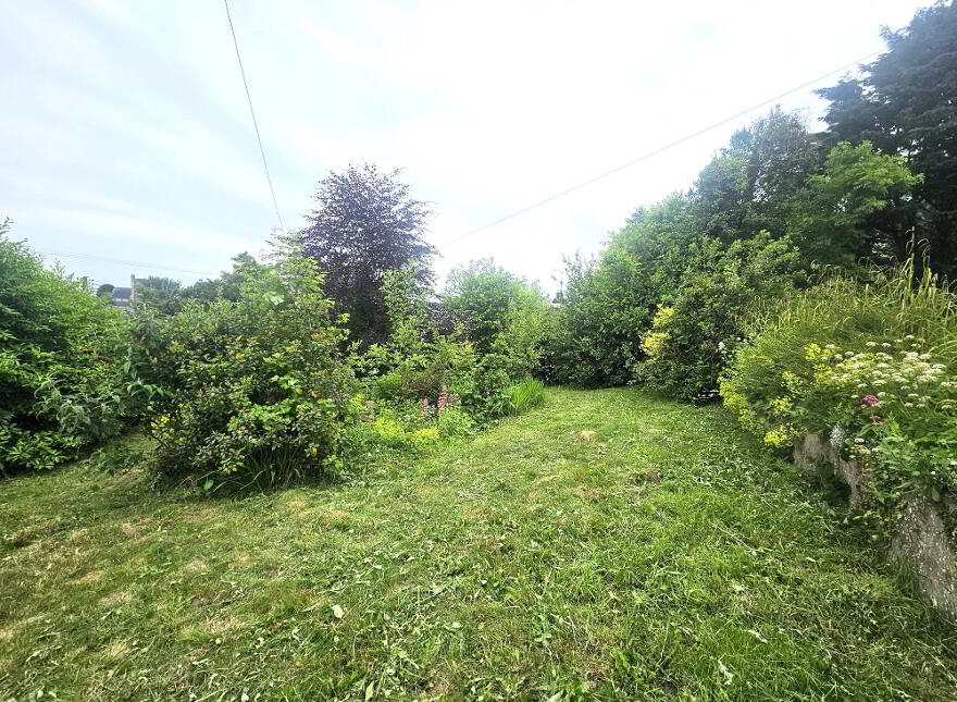 10 Bank Brae, Lisnaskea, BT92 0FL