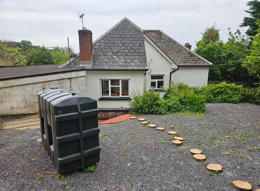 10 Bank Brae, Lisnaskea, BT92 0FL