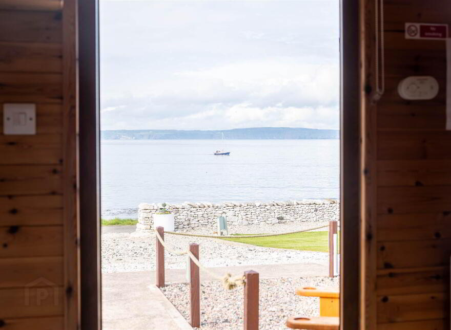 Rathlin Glamping, Rathlin Island, Demesne, Ballycastle, BT54 6RT
