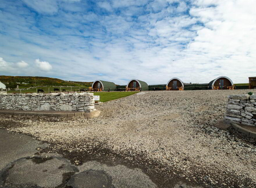 Rathlin Glamping, Rathlin Island, Demesne, Ballycastle, BT54 6RT