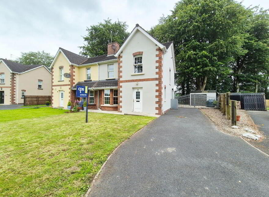 6 Mourne Lodge Crescent, Newtownstewart, Omagh, BT78 4GZ