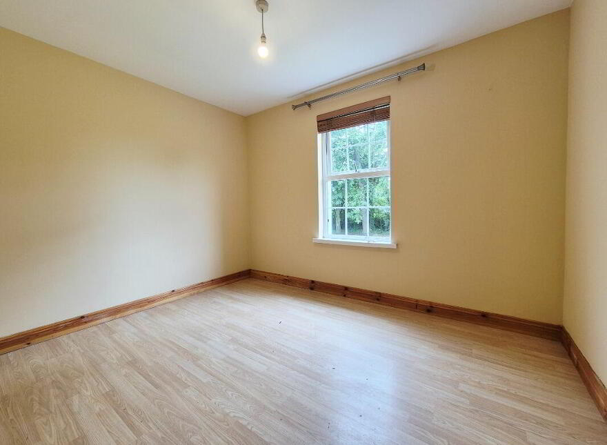6 Mourne Lodge Crescent, Newtownstewart, Omagh, BT78 4GZ