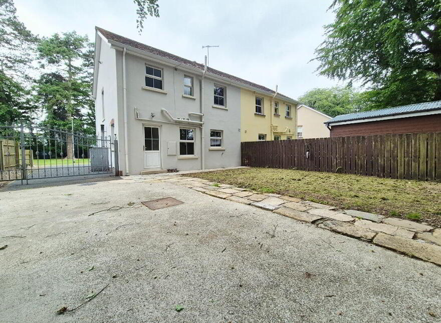 6 Mourne Lodge Crescent, Newtownstewart, Omagh, BT78 4GZ