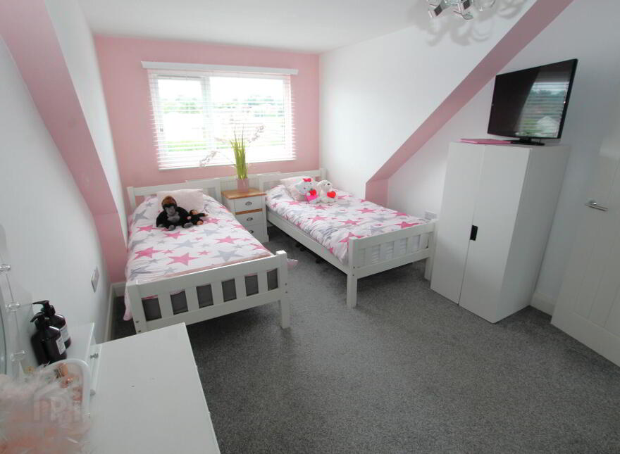 16 Woodland Avenue, Lambeg, Lisburn, BT27 4PJ